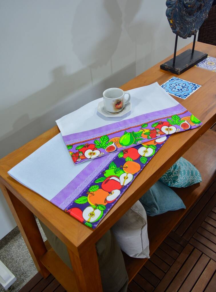 Panos de Prato com Barrado de Frutas