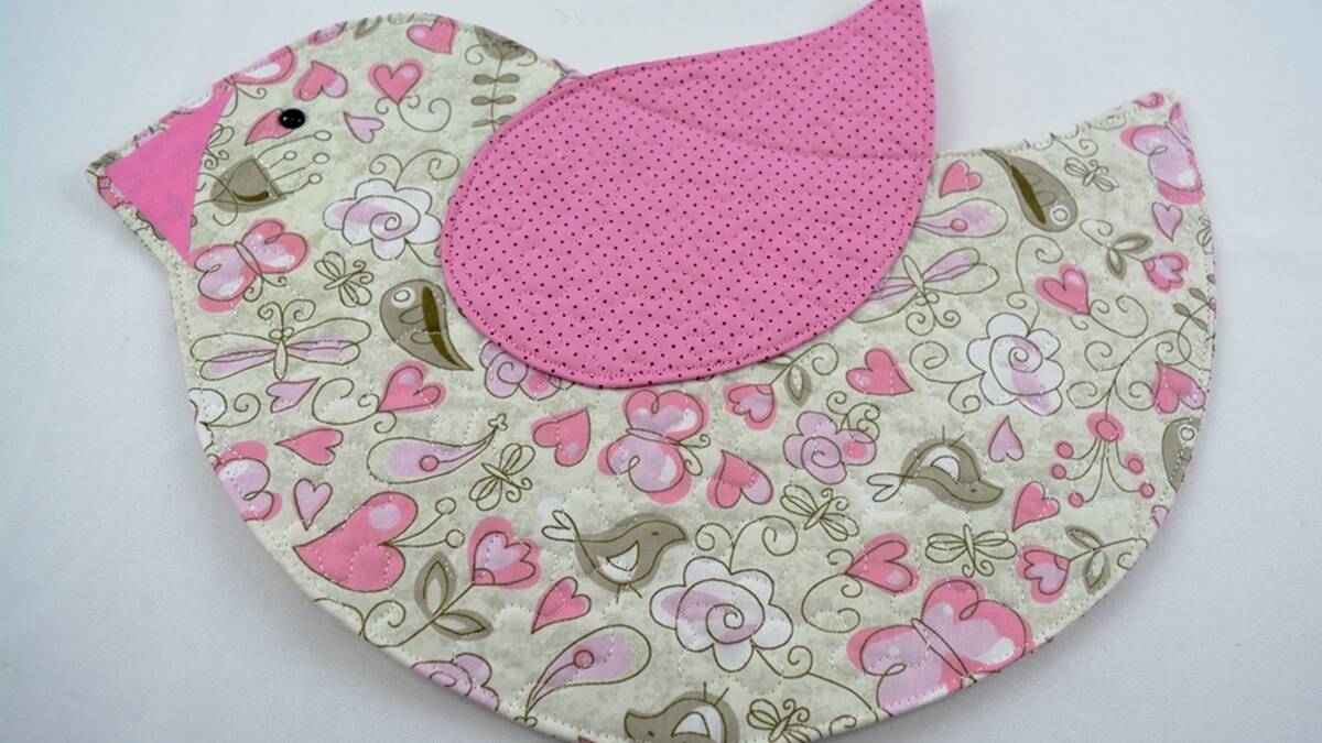 img-destaq-descanso-de-copo-em-patchwork-de-passarinho