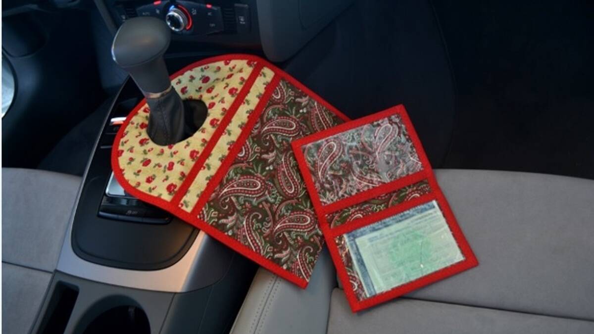 img-destaq-lixeirinho-carro-e-porta-documentos-em-patchwork
