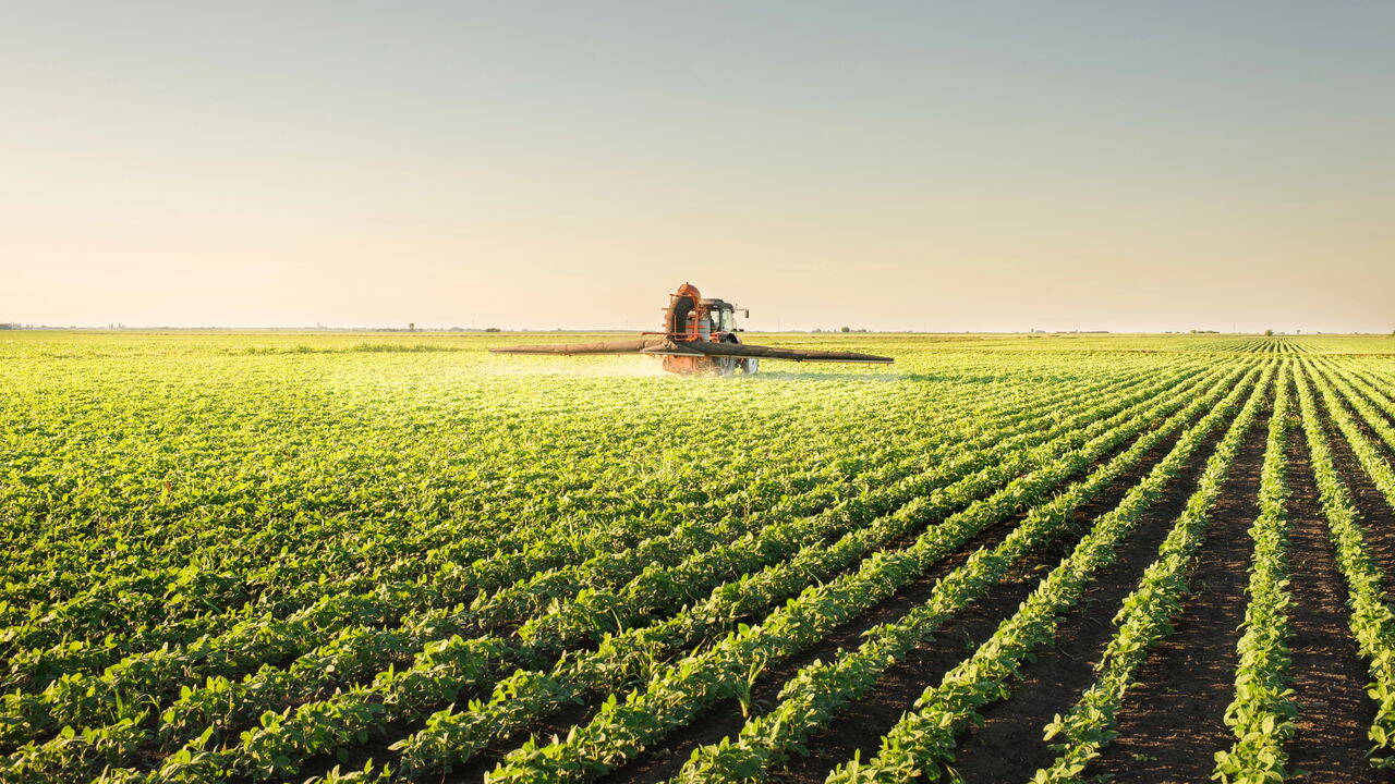 Campo-agricola-Creditos-depositphotos.com-fotokostic