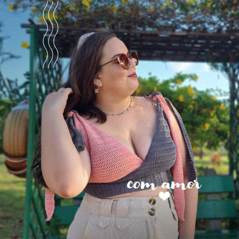 Cropped de Crochê Transpassado: Uma Peça Linda e Charmosa!