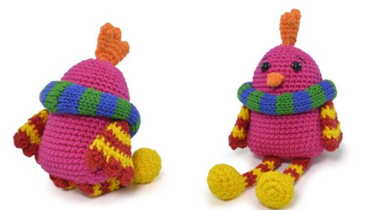 Amigurumi da Galinha Colorida: Fofura em Cada Detalhe!