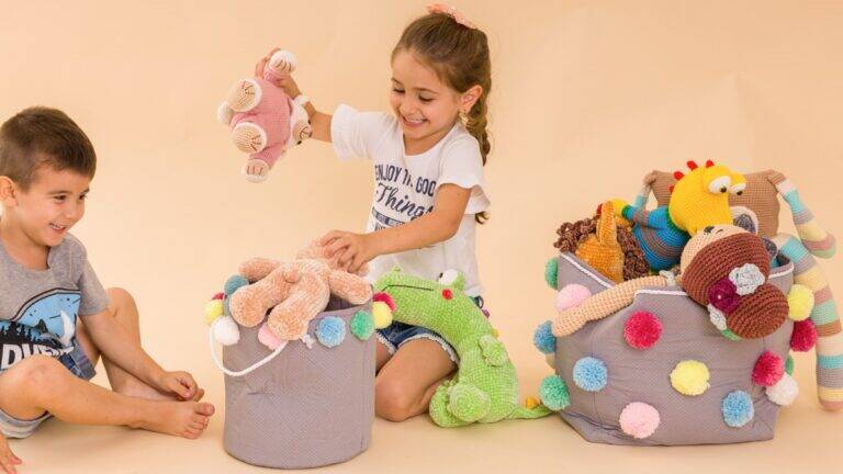 Cesto para Brinquedos em Patchwork: O Presente Perfeito!