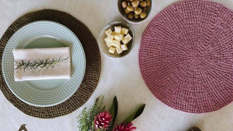 Sousplat em Crochê Bistrô: Aprenda a Fazer esse Conjunto Lindo!