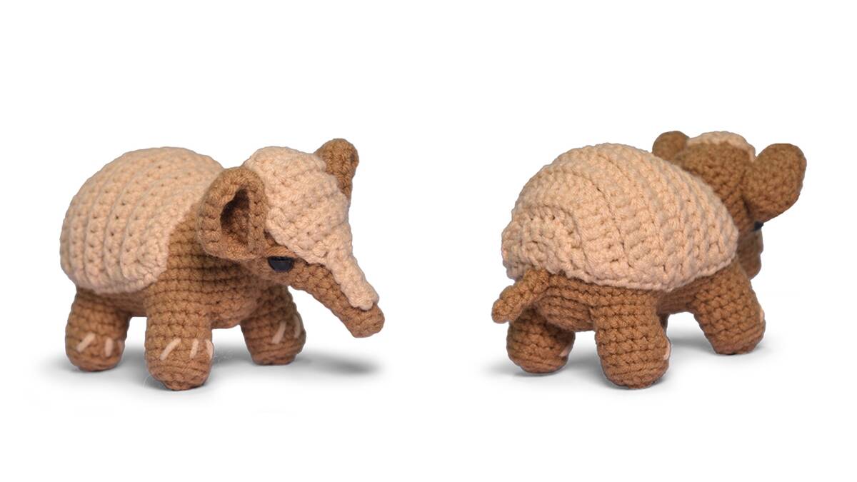Tatu-Bola em Amigurumi: O Brinquedo Artesanal que Faz Sucesso!