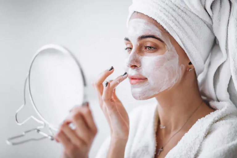 Botox caseiro com 4 ingredientes retarda os efeitos do envelhecimento
