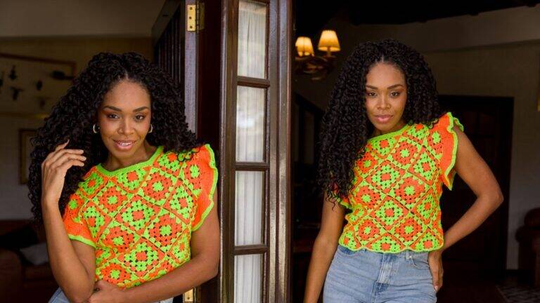 Blusa de Crochê Tropical: Uma Peça Linda Com Guia Completo!