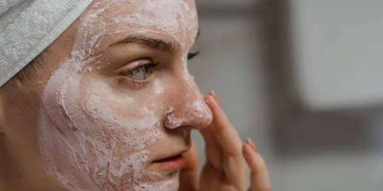 Adeus as rugas: Botox caseiro, com 3 ingredientes, traz pele Radiante para mulheres com 50+