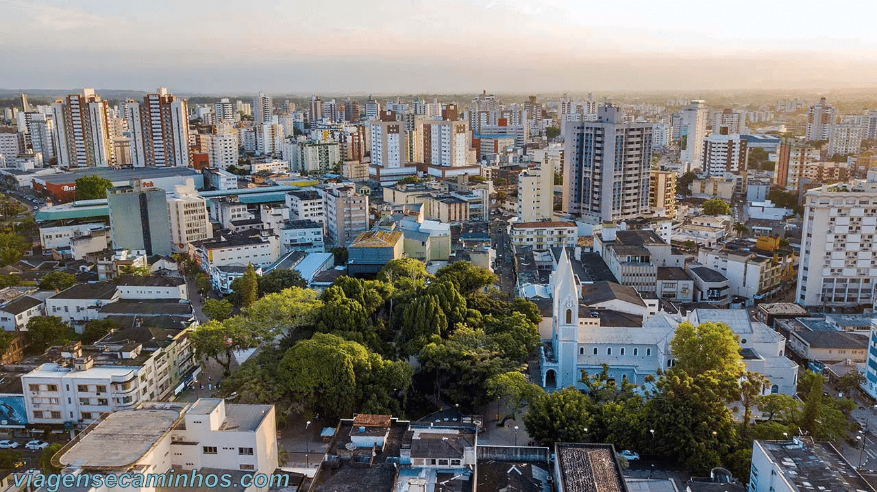 Vista aérea de Criciúma (SC), região sul do Brasil, uma das regiões com um dos melhores custos de vida em 2025
