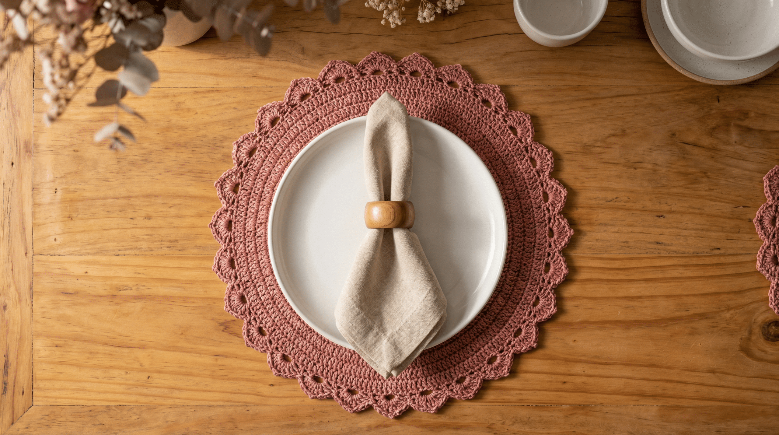 25 encantadores sousplats de crochê: a arte de transformar a mesa posta