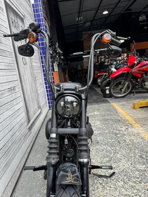 SPORTSTER XL 883 R 