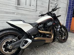 SOFTAIL FXDR 114 