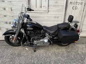 SOFTAIL HERITAGE CLASSIC 114 