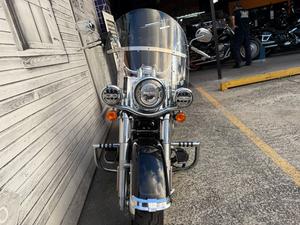 SOFTAIL HERITAGE CLASSIC 114 