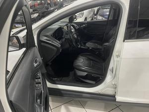FOCUS 2.0 TITANIUM SEDAN 16V