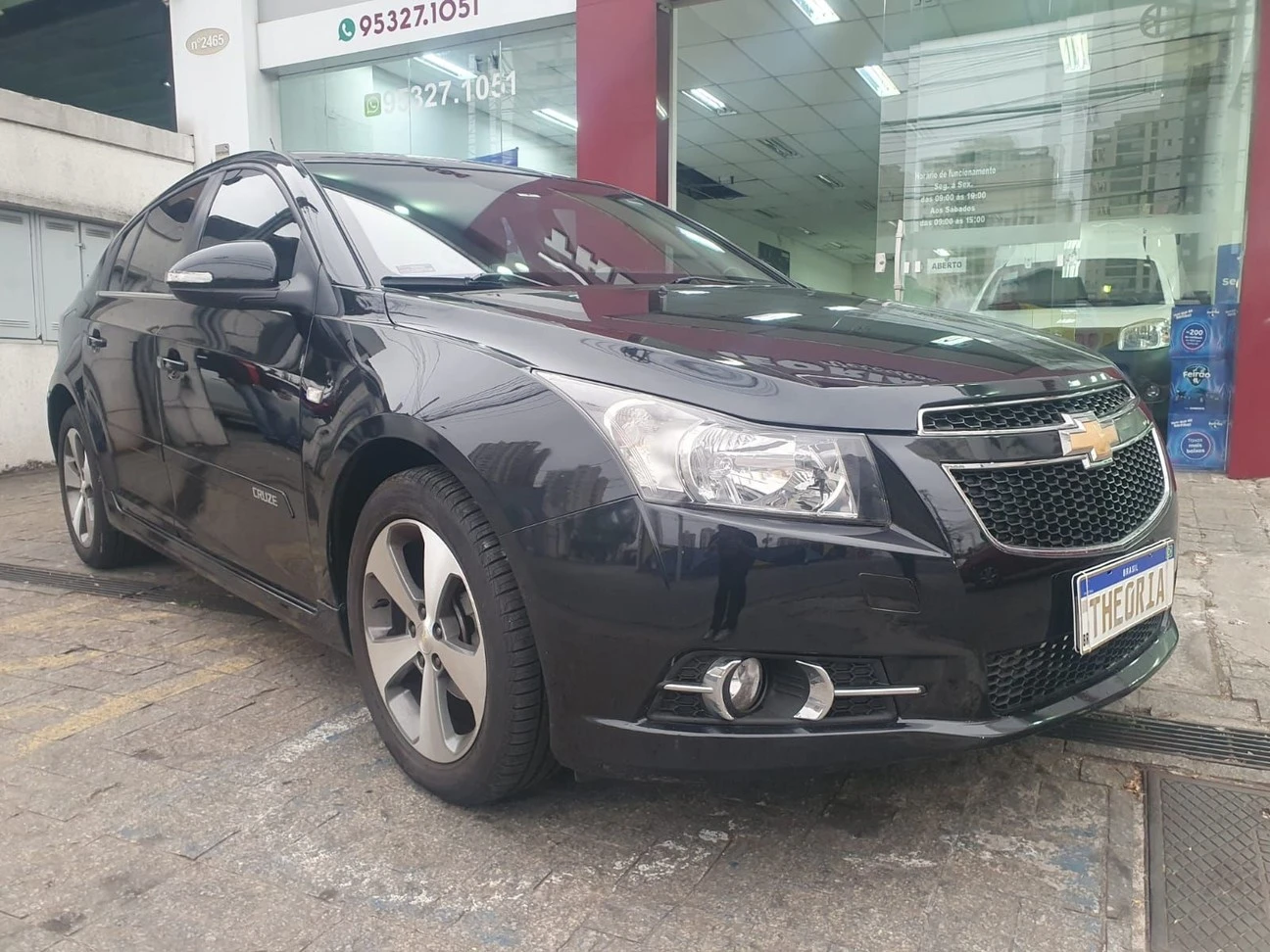 CRUZE 1.8 LT 16V SEDAN