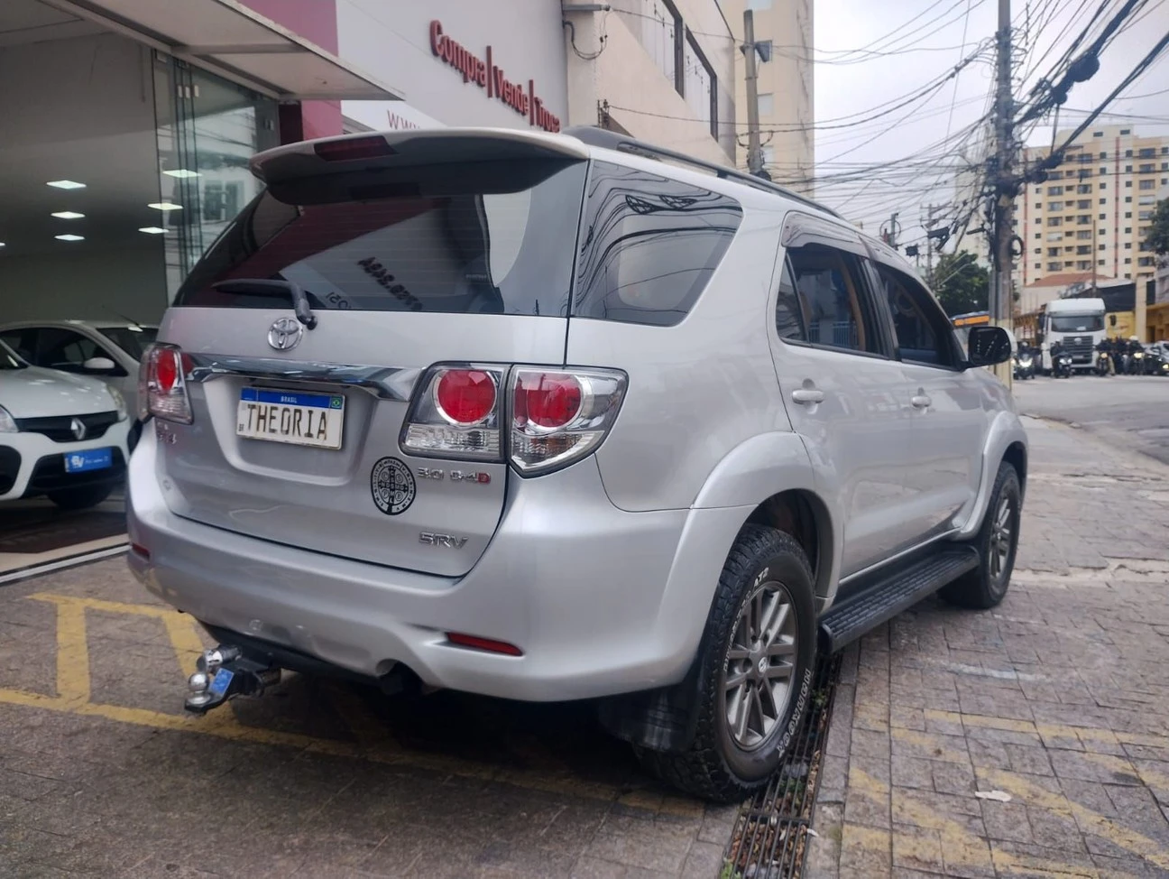 HILUX SW4 3.0 SRV 4X4 7 LUGARES 16V TURBO INTERCOOLER