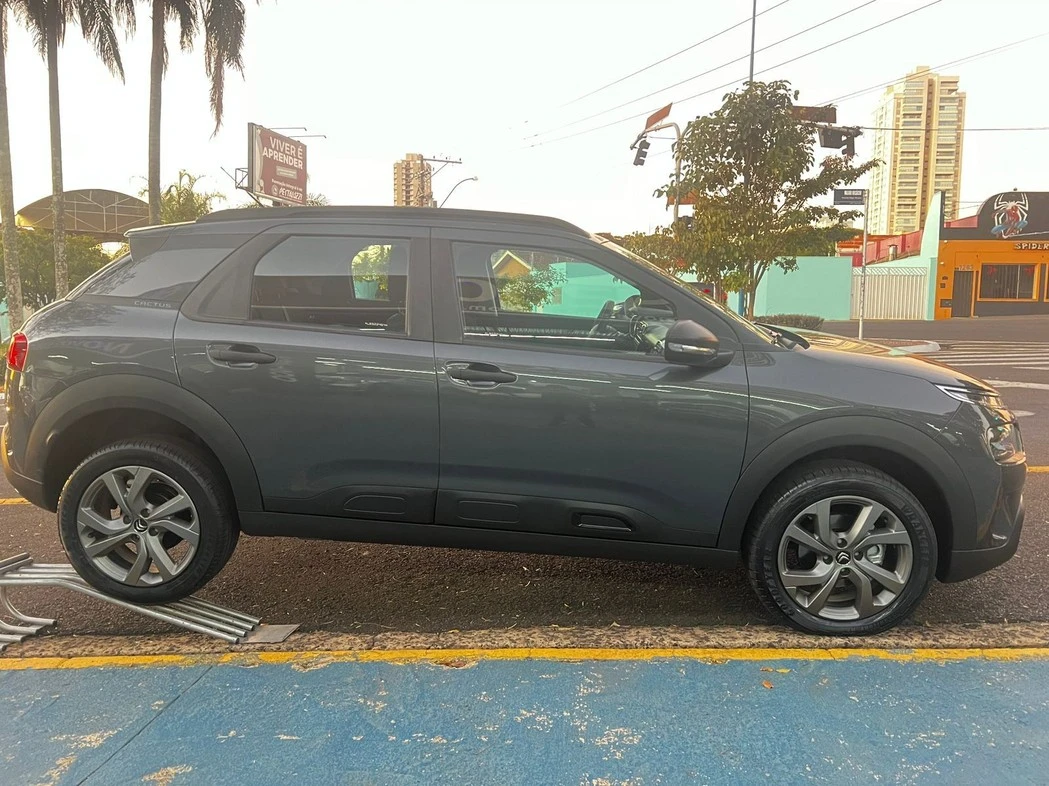 C4 CACTUS 1.6 VTI 120 FEEL EAT6