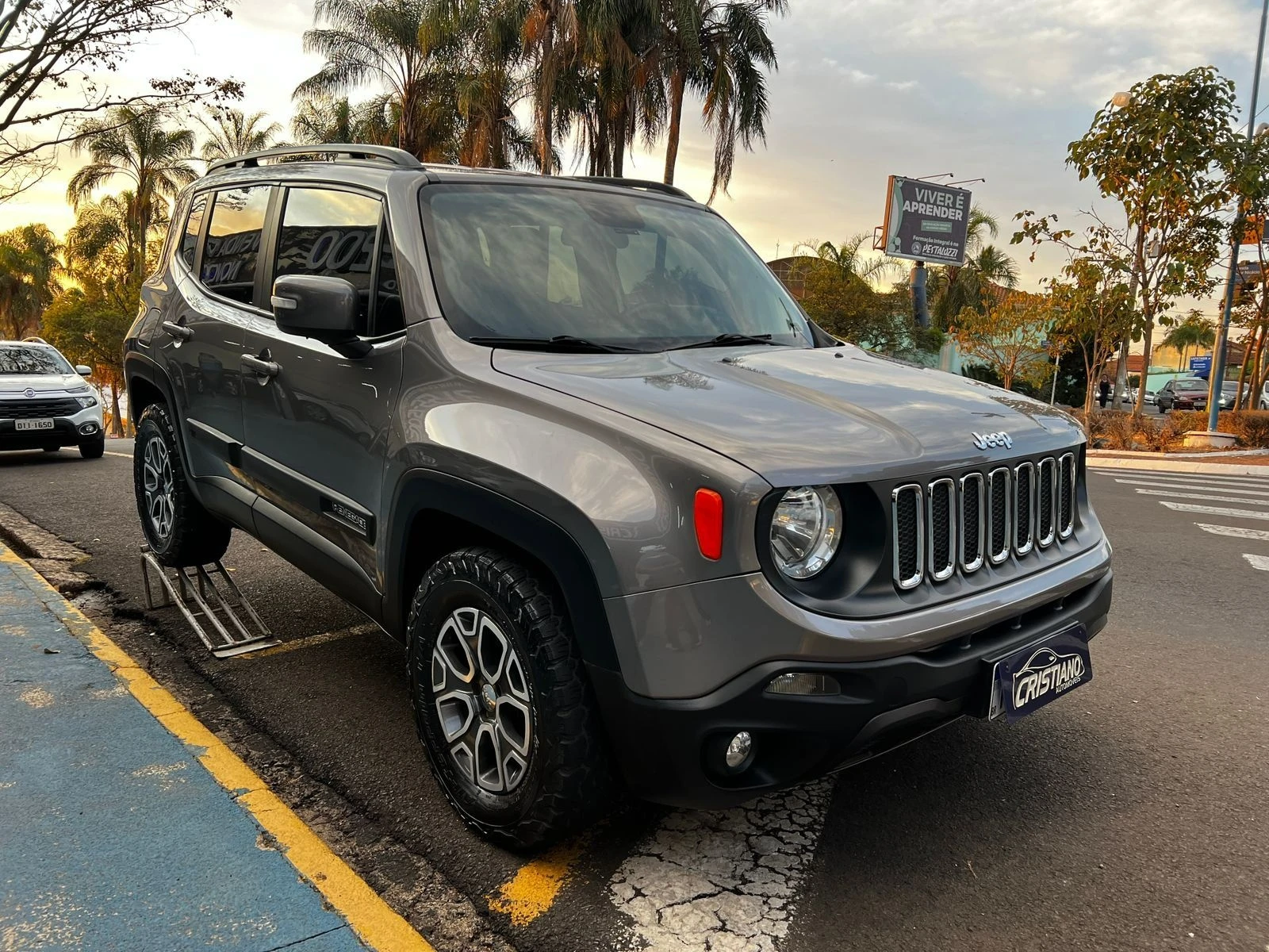 RENEGADE 2.0 16V TURBO LONGITUDE 4X4