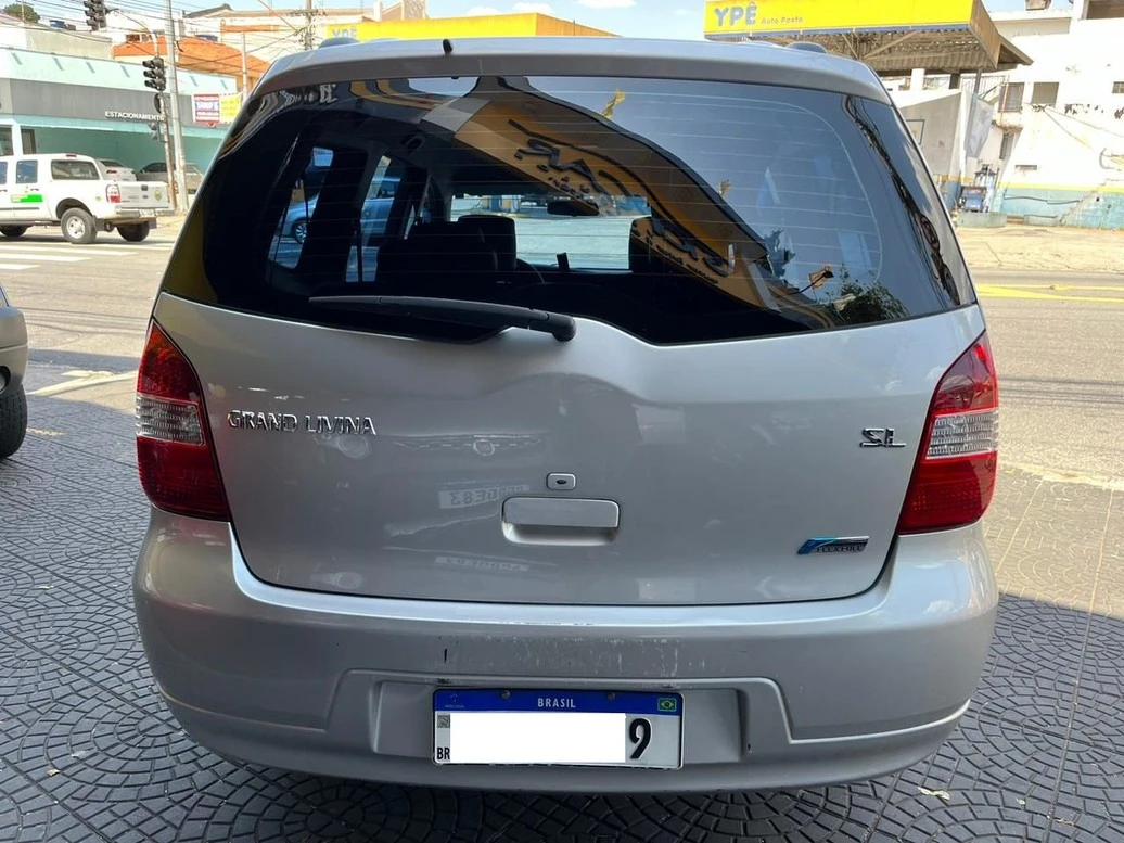 GRAND LIVINA 1.8 SL 16V