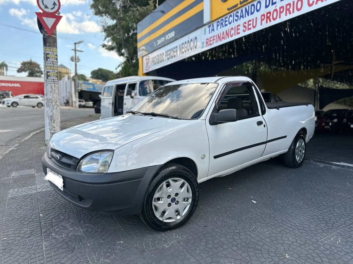 FORD COURIER 2012
