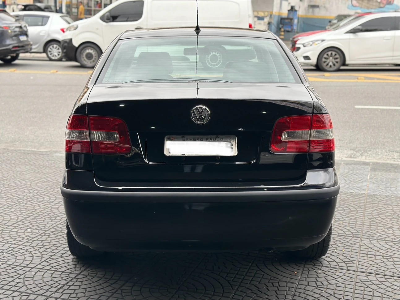 POLO SEDAN 1.6 MI 8V