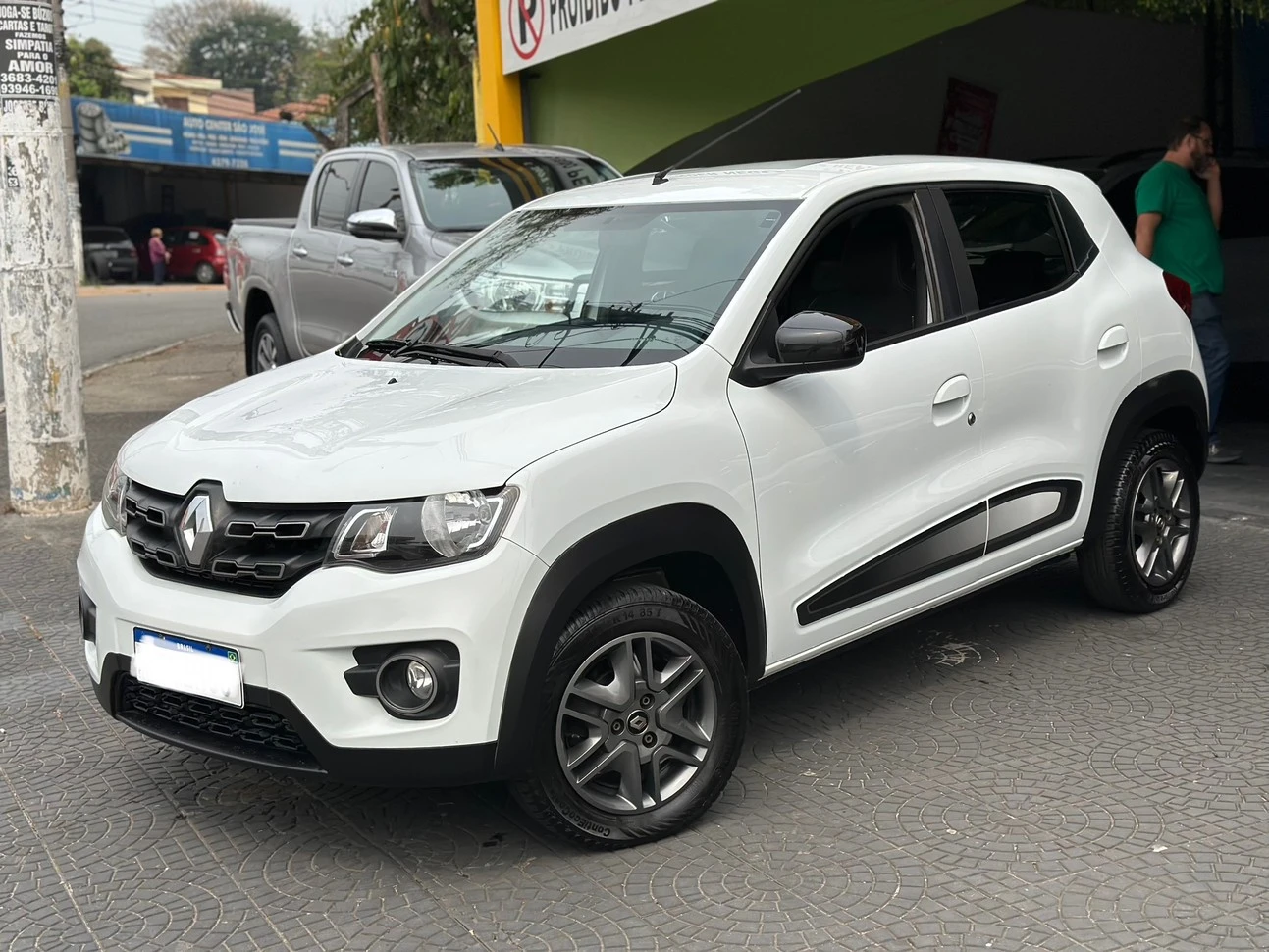 KWID 1.0 12V SCE INTENSE