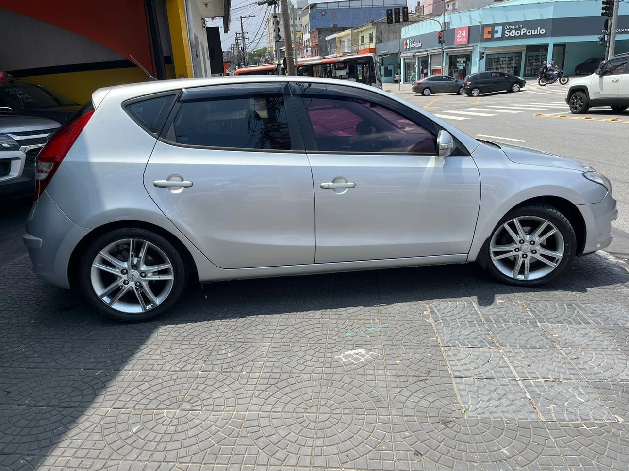 I30 2.0 MPI 16V