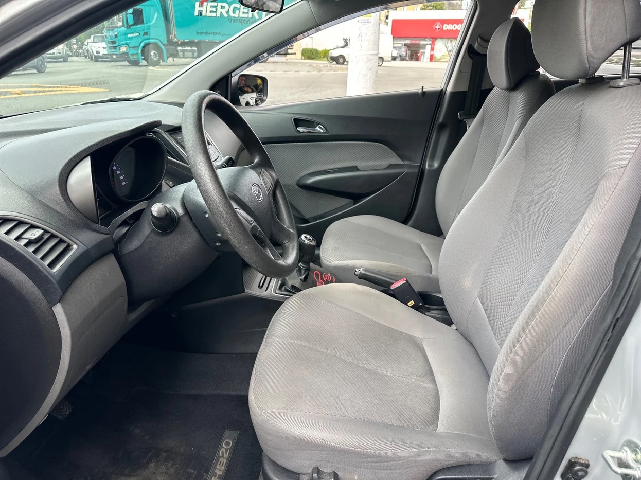 HB20S 1.6 COMFORT PLUS 16V