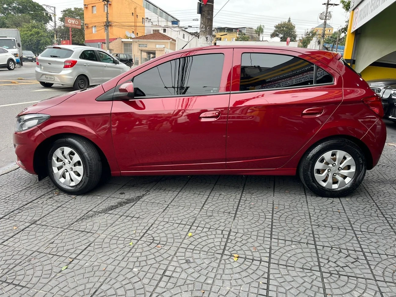 ONIX 1.0 MPFI LT 8V