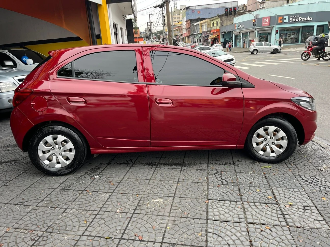 ONIX 1.0 MPFI LT 8V