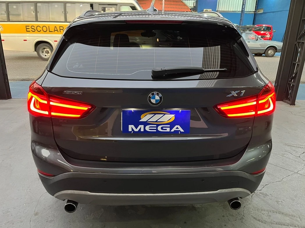 BMW X1 2.0 16V TURBO SDRIVE20I