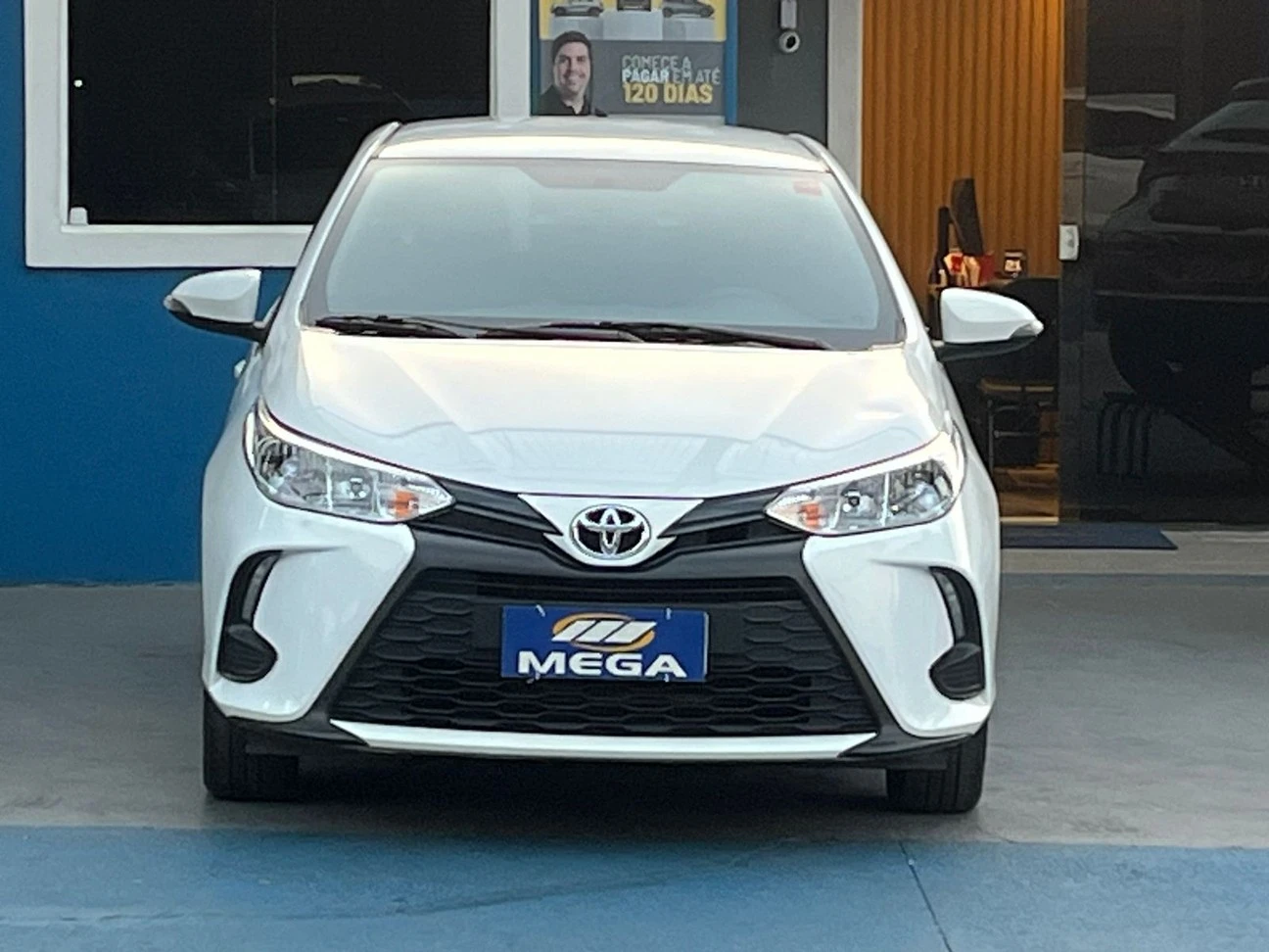 TOYOTA YARIS 1.5 XL