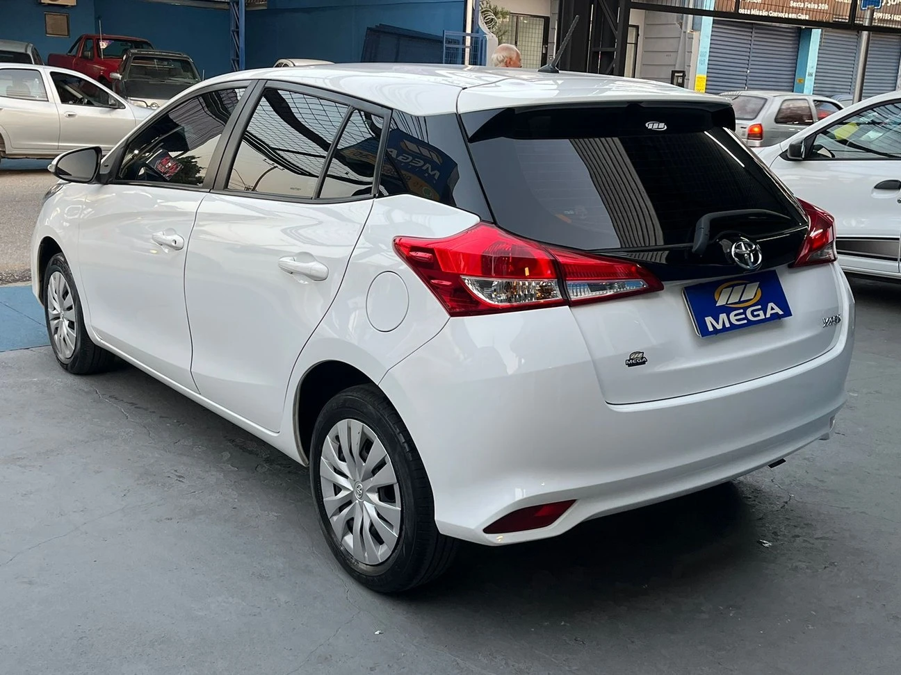 TOYOTA YARIS 1.5 XL