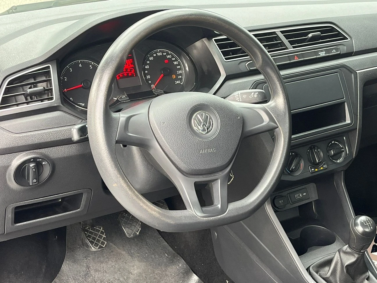 VOLKSWAGEN SAVEIRO 1.6 MSI ROBUST CS 8V