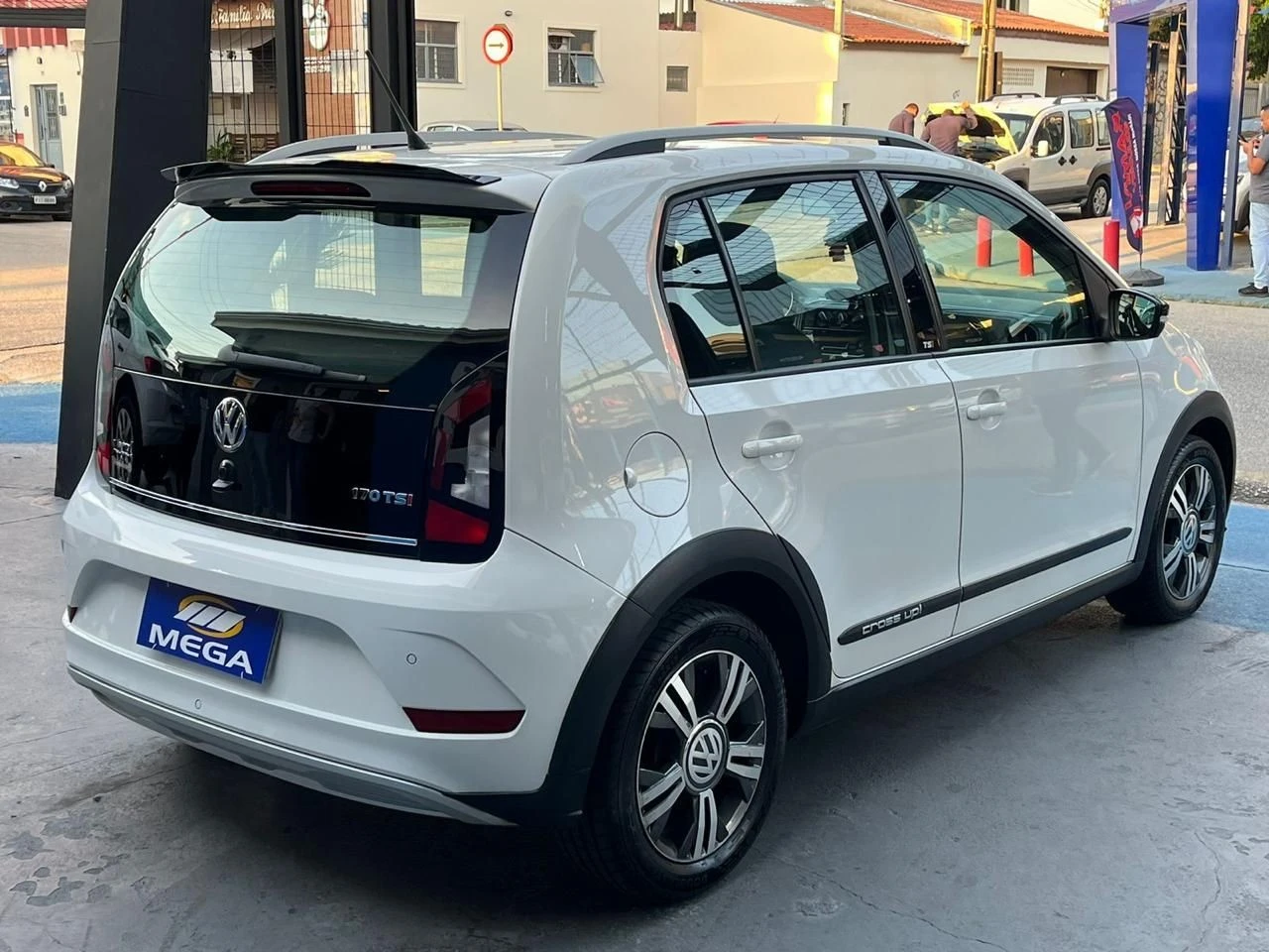 VOLKSWAGEN CROSS UP 1.0 TSI 12V