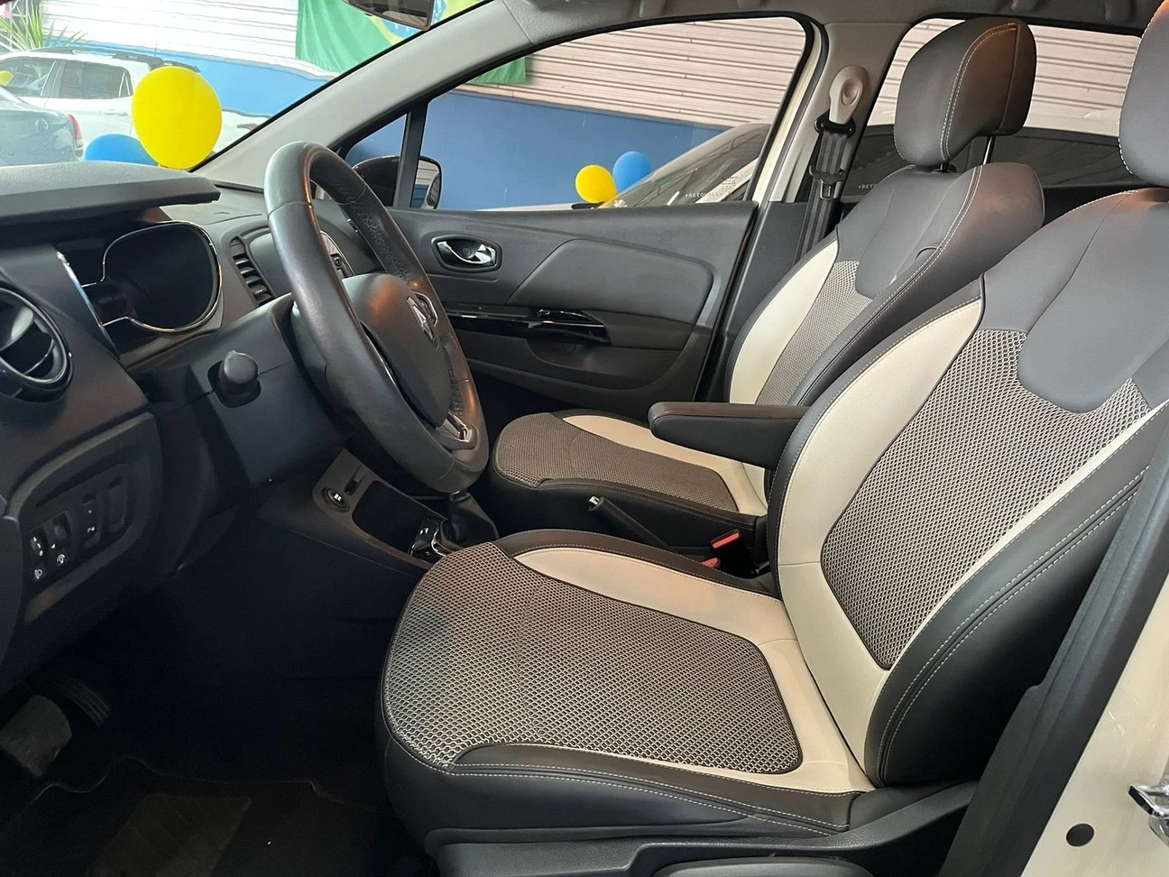 RENAULT CAPTUR 2.0 16V INTENSE