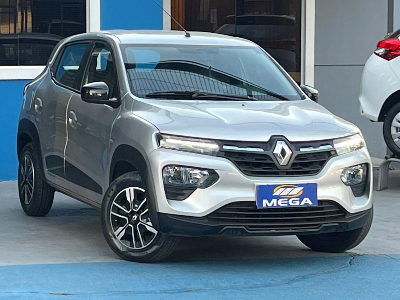 RENAULT KWID 1.0 12V SCE INTENSE