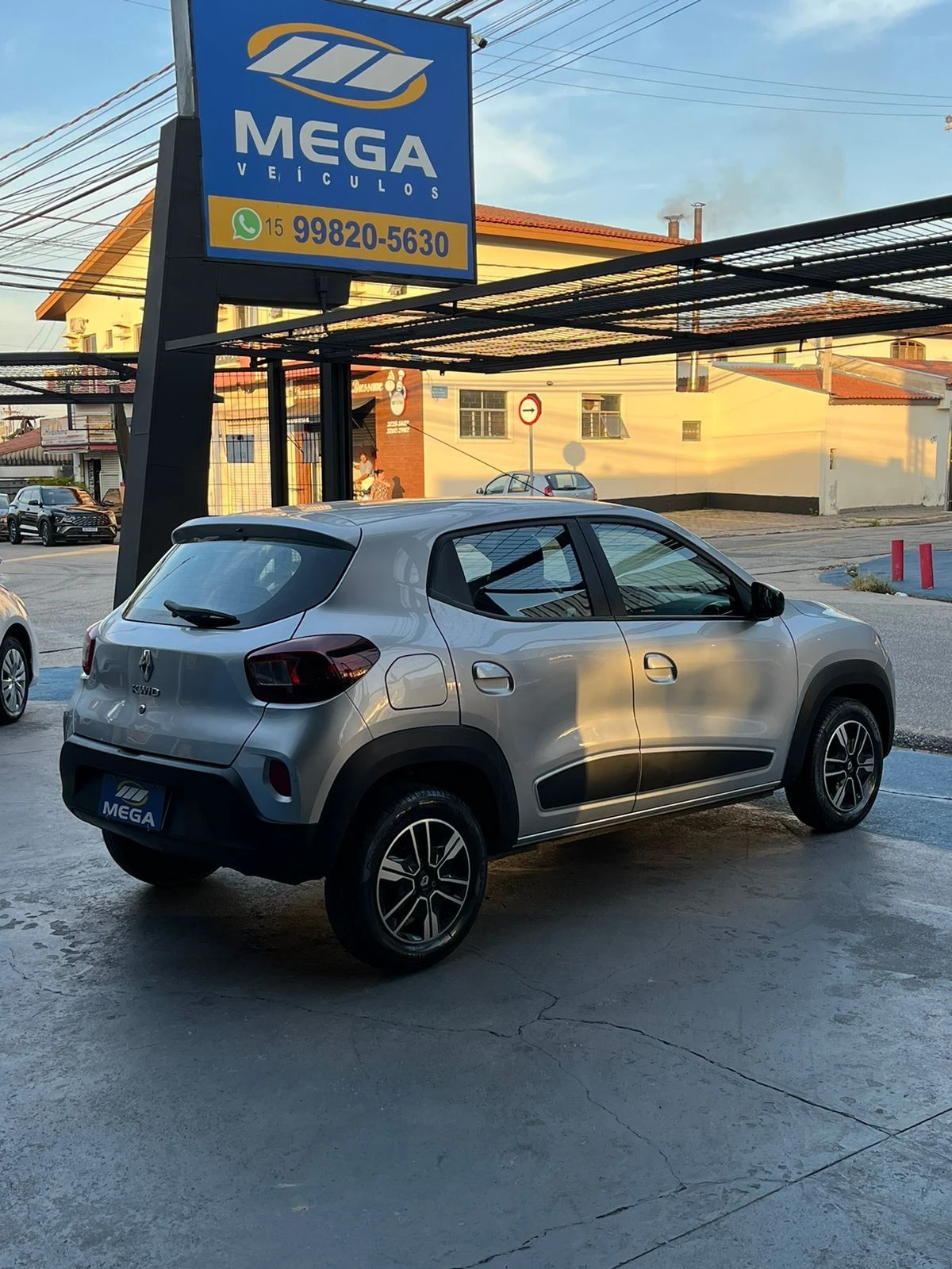 RENAULT KWID 1.0 12V SCE INTENSE