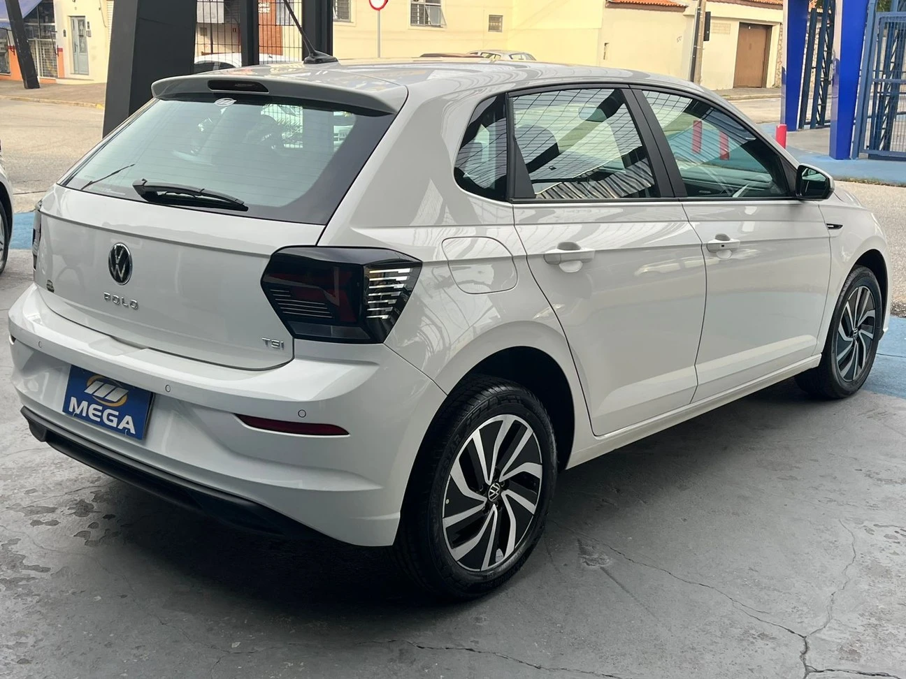 VOLKSWAGEN POLO 1.0 170 TSI HIGHLINE