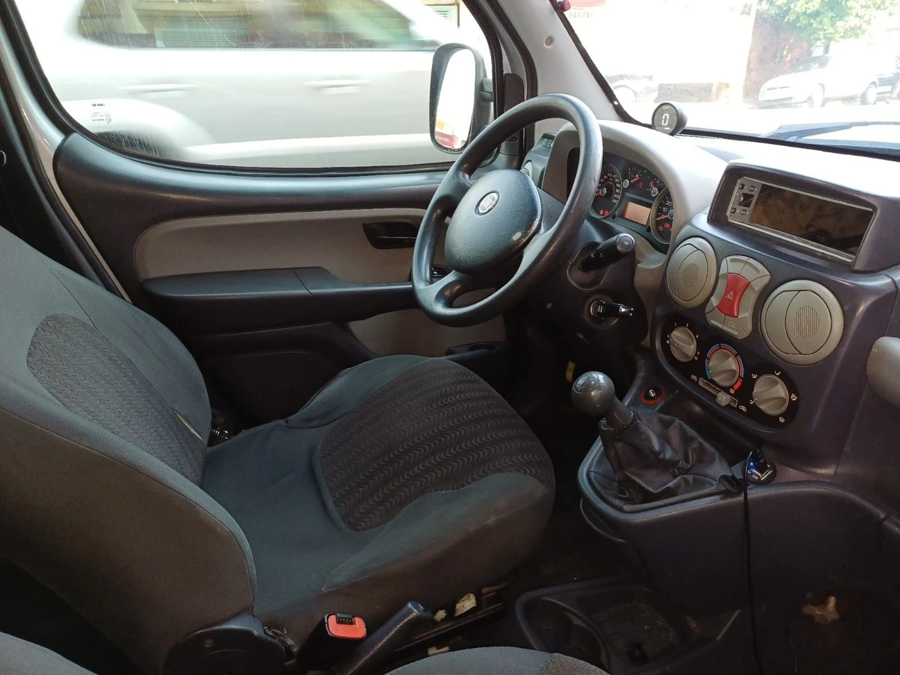 DOBLO 1.8 MPI HLX 16V