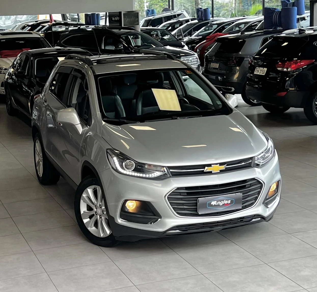 CHEVROLET TRACKER