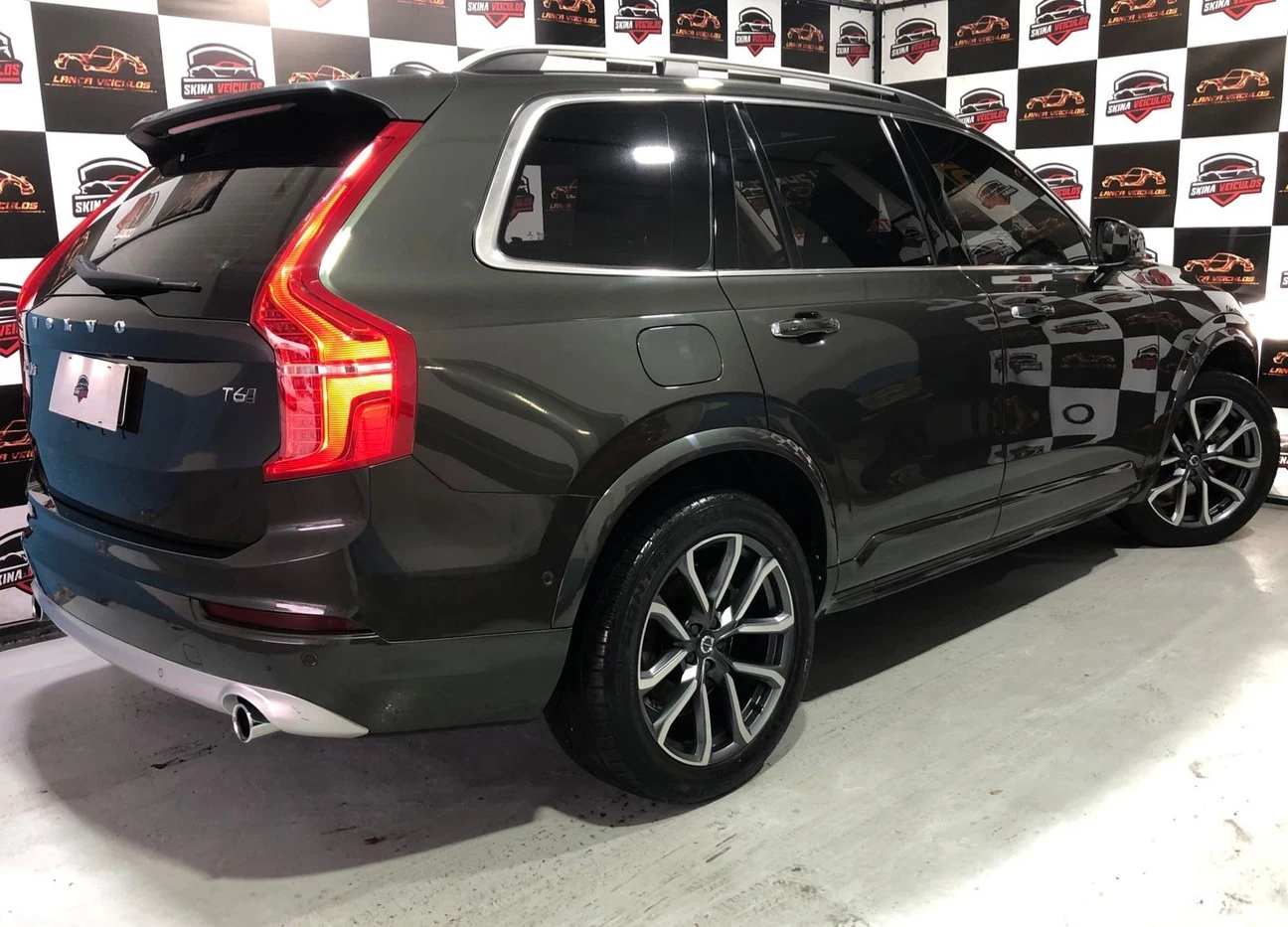 XC90 2.0 T6 MOMENTUM AWD