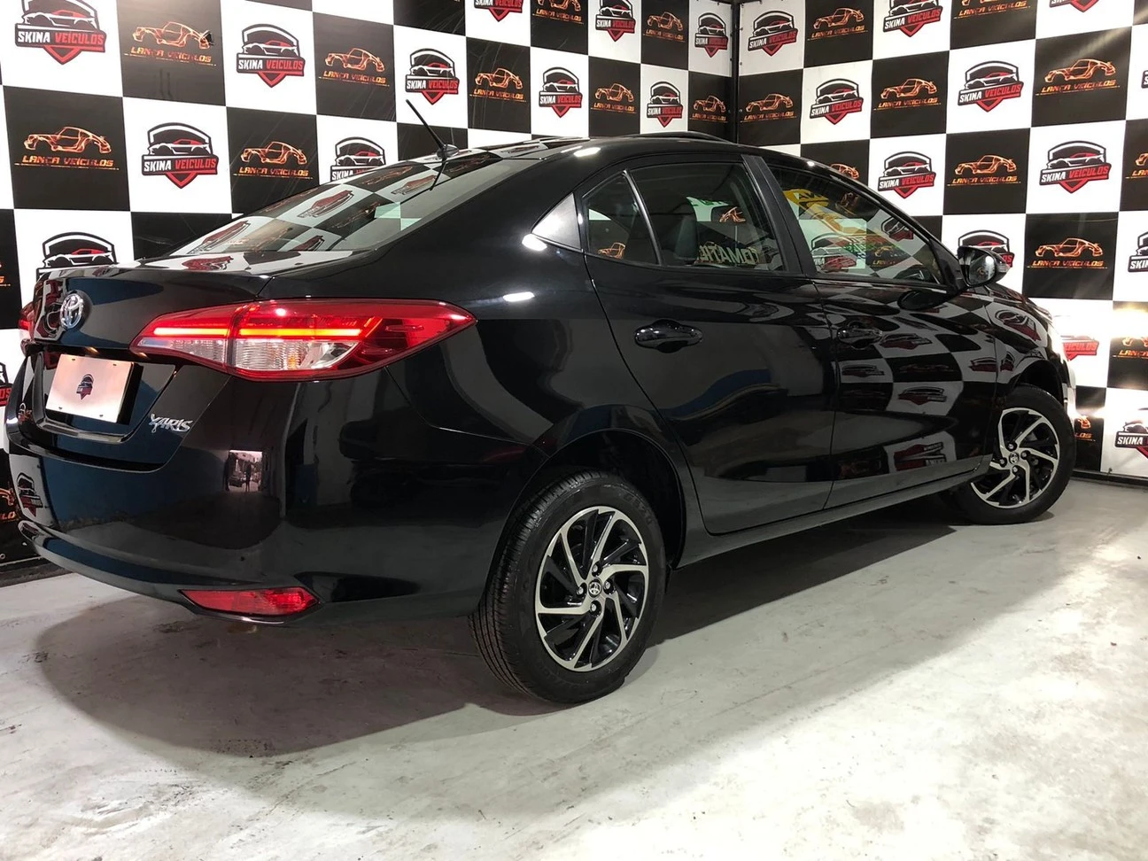 YARIS 1.5 16V SEDAN XLS CONNECT MULTIDRIVE