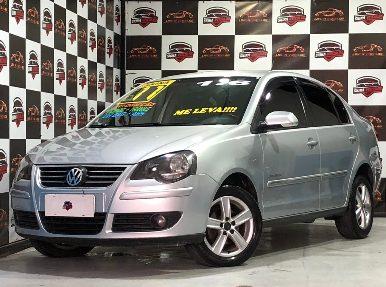 POLO SEDAN 1.6 MI COMFORTLINE 8V