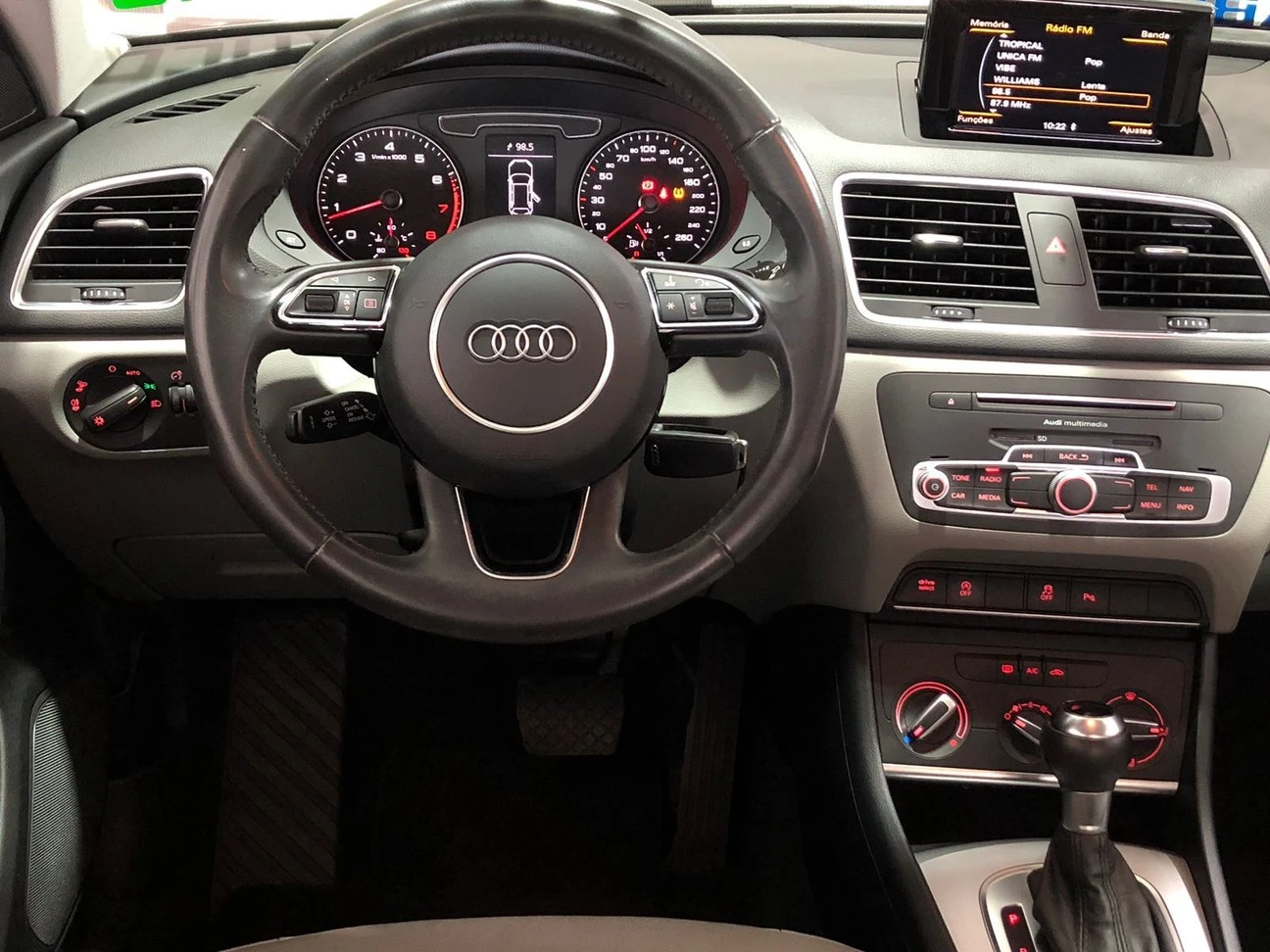 Q3 1.4 TFSI PRESTIGE