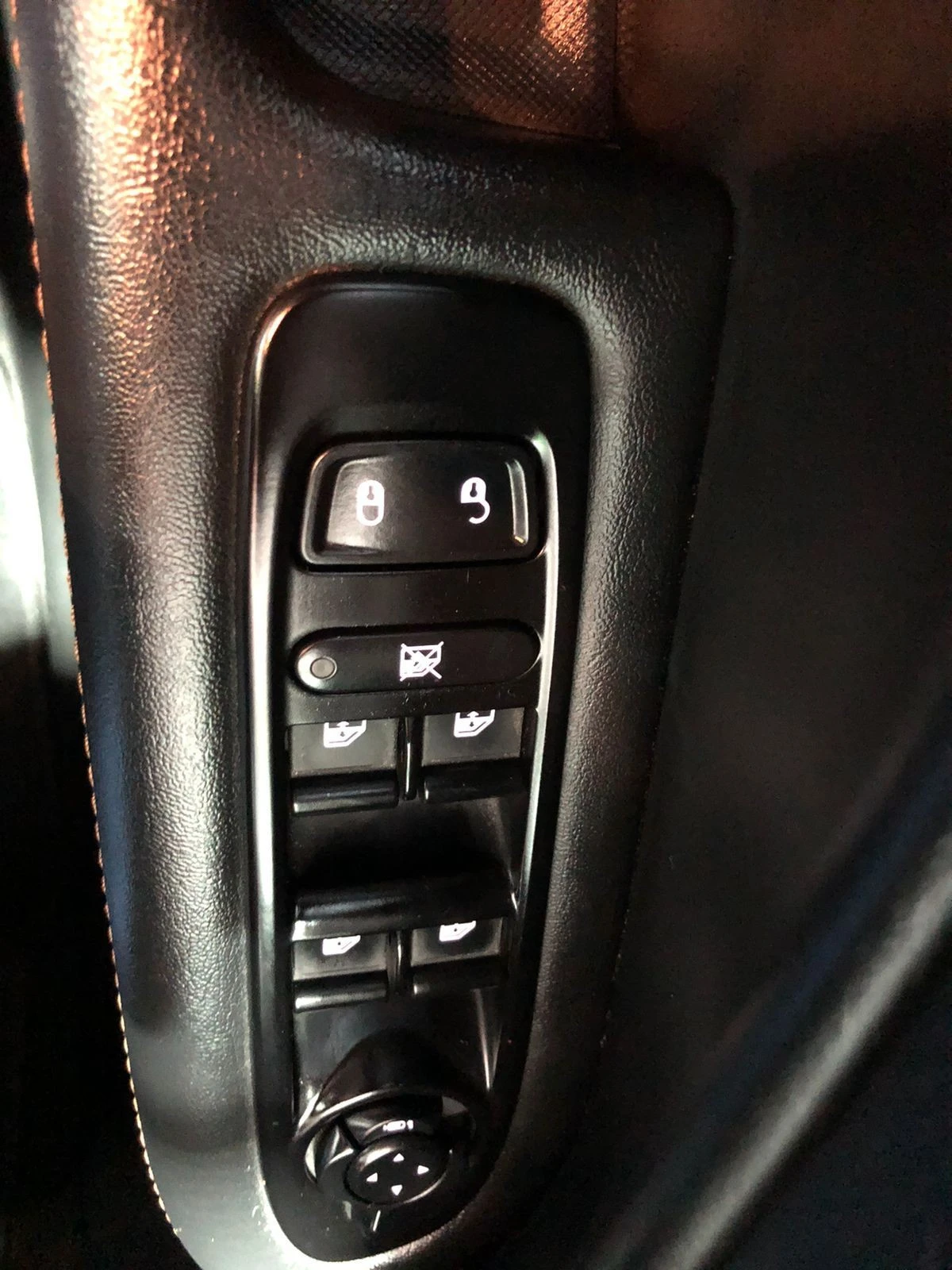 JEEP/COMPASS 2.0 16V LONGITUDE 4X4 2021