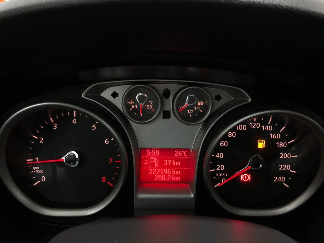 FORD/FOCUS 1.6 GL 8V 2012