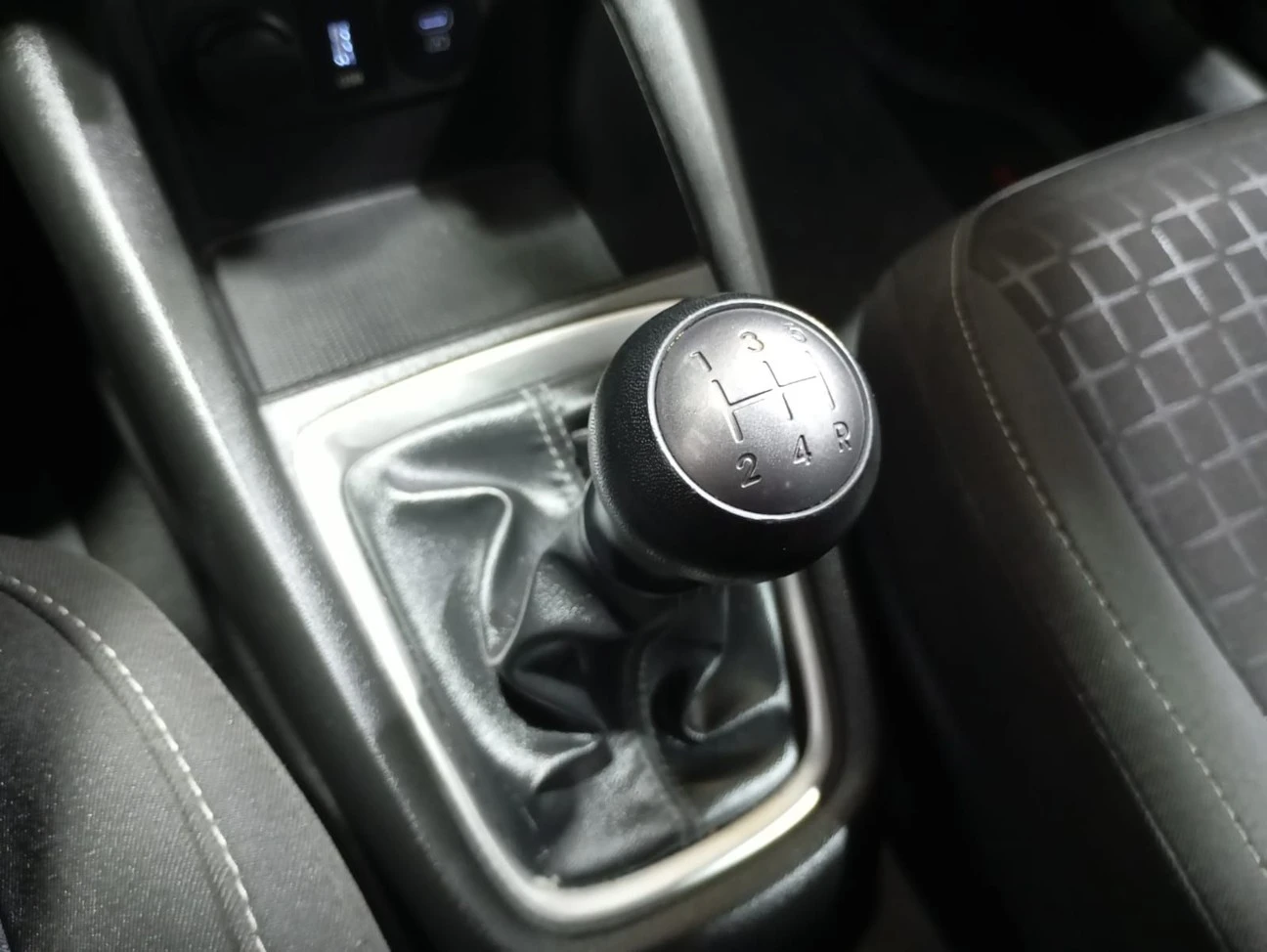 HYUNDAI/HB20 1.0 12V COMFORT PLUS 2024