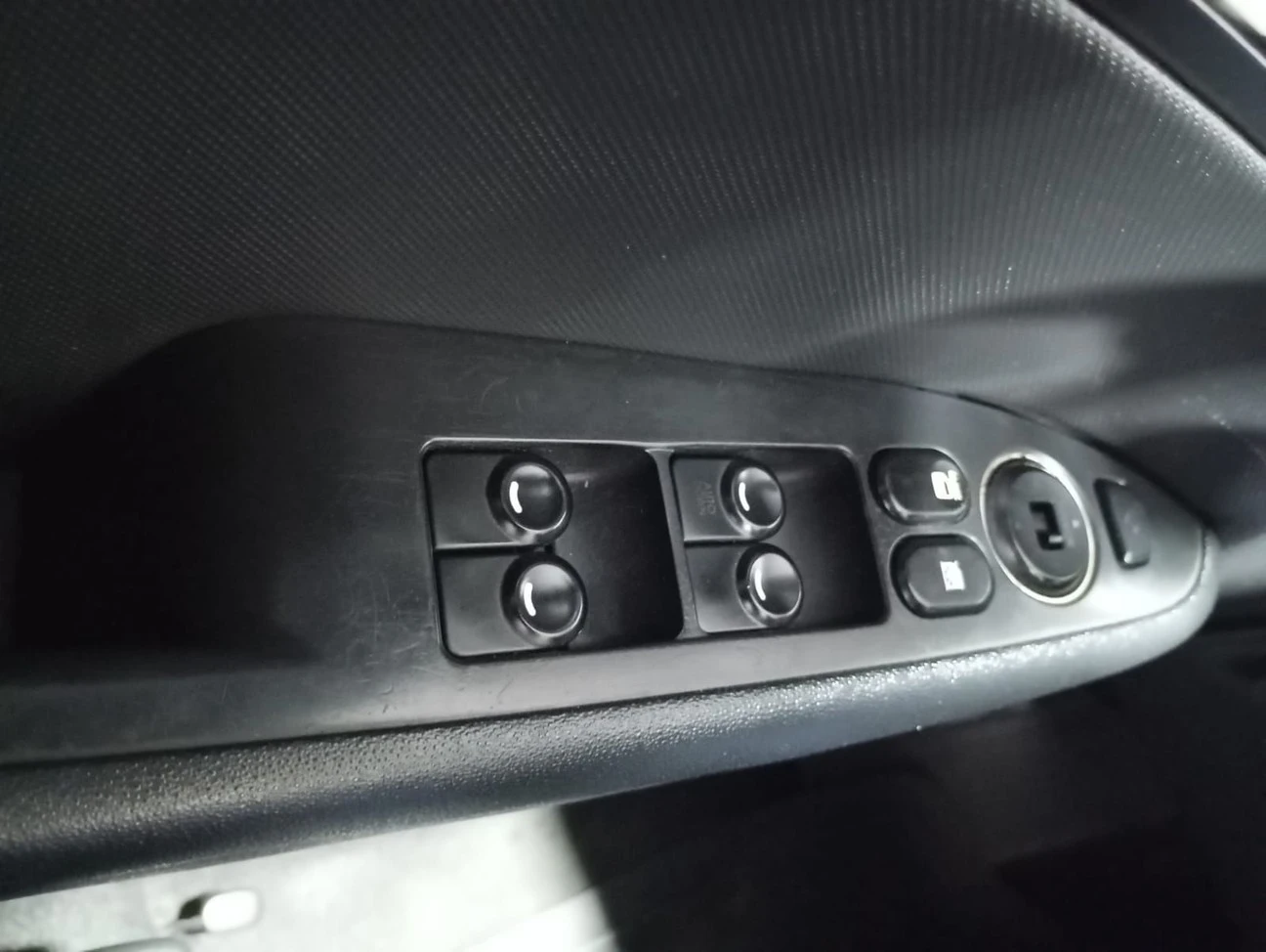 HYUNDAI/I30 2.0 MPI 16V 2010